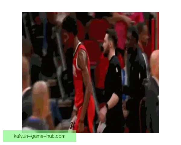 比塔泽犯规导致兰代尔脚踝高位扭伤预计缺阵两周以上